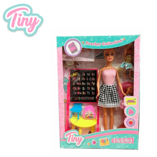 TINY MAESTRA